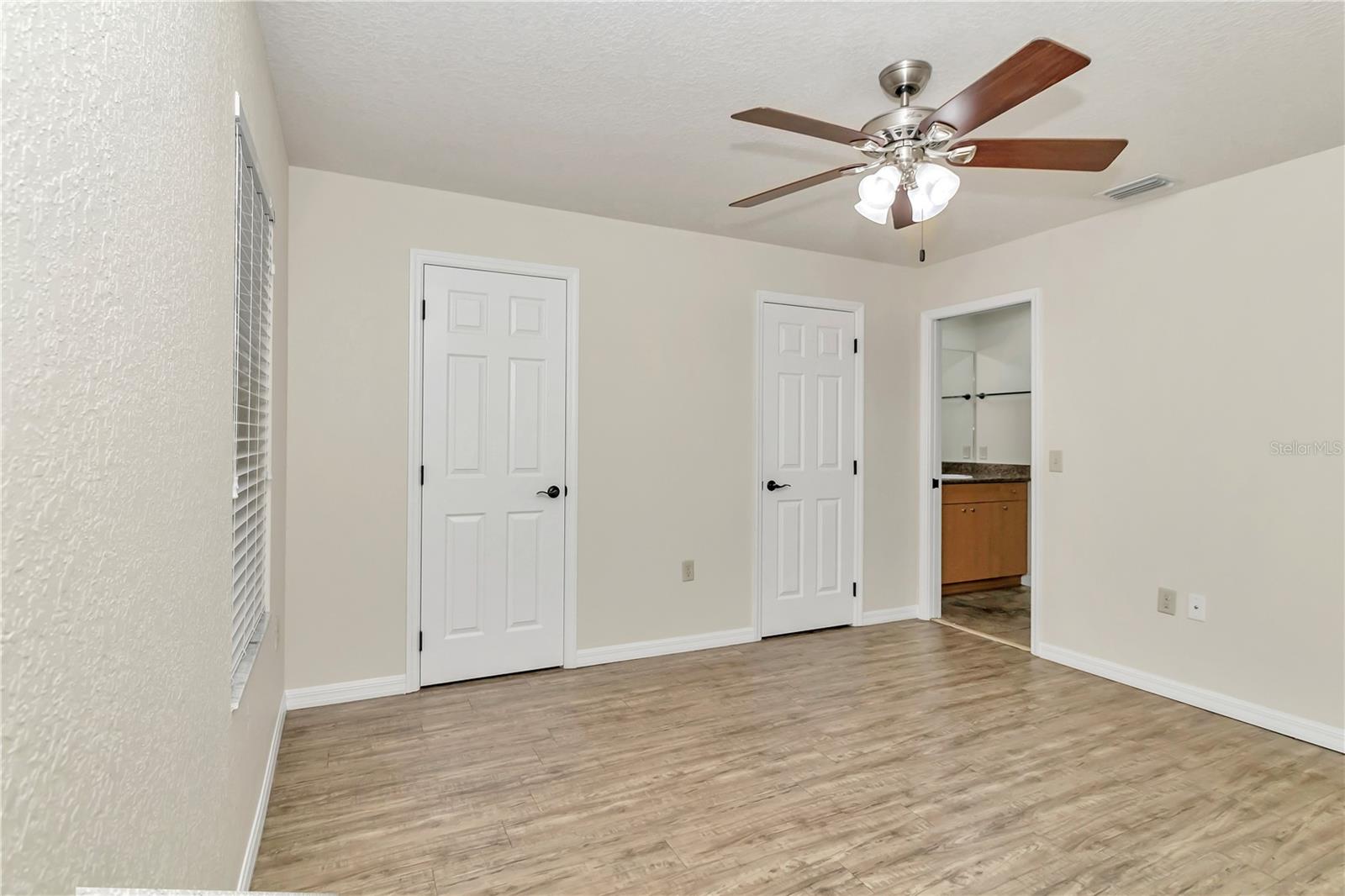 327 NE 8TH AVE, OCALA, FL, 34470