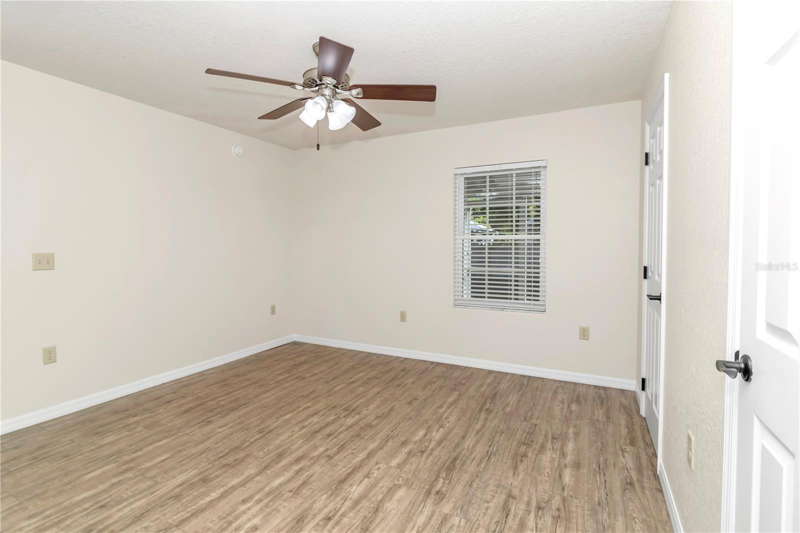 327 NE 8TH AVE, OCALA, FL, 34470