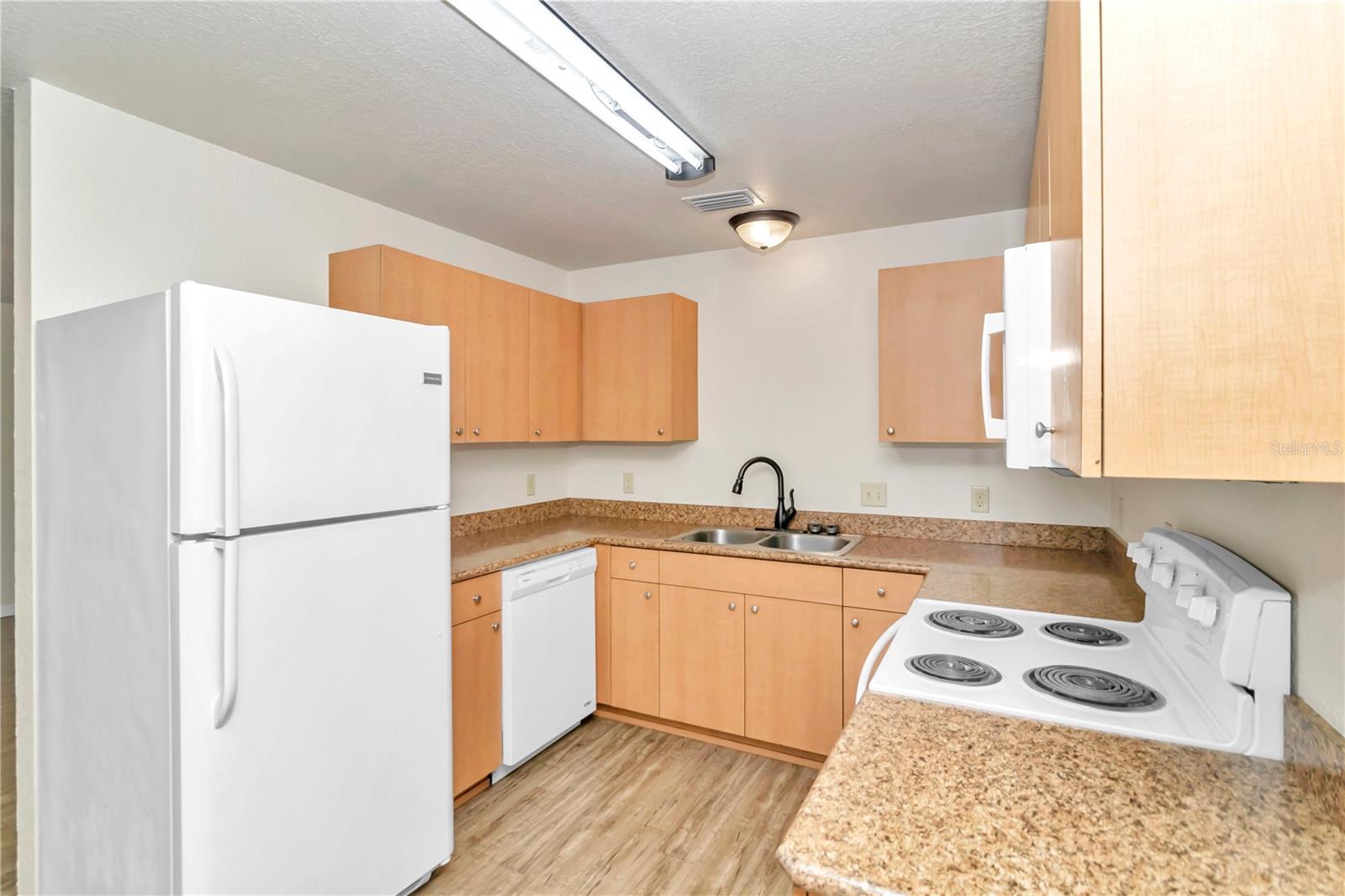 327 NE 8TH AVE, OCALA, FL, 34470