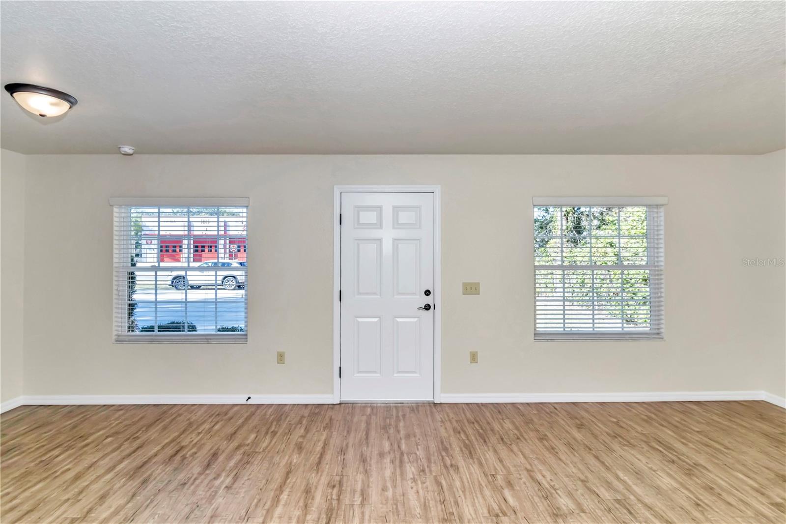 327 NE 8TH AVE, OCALA, FL, 34470