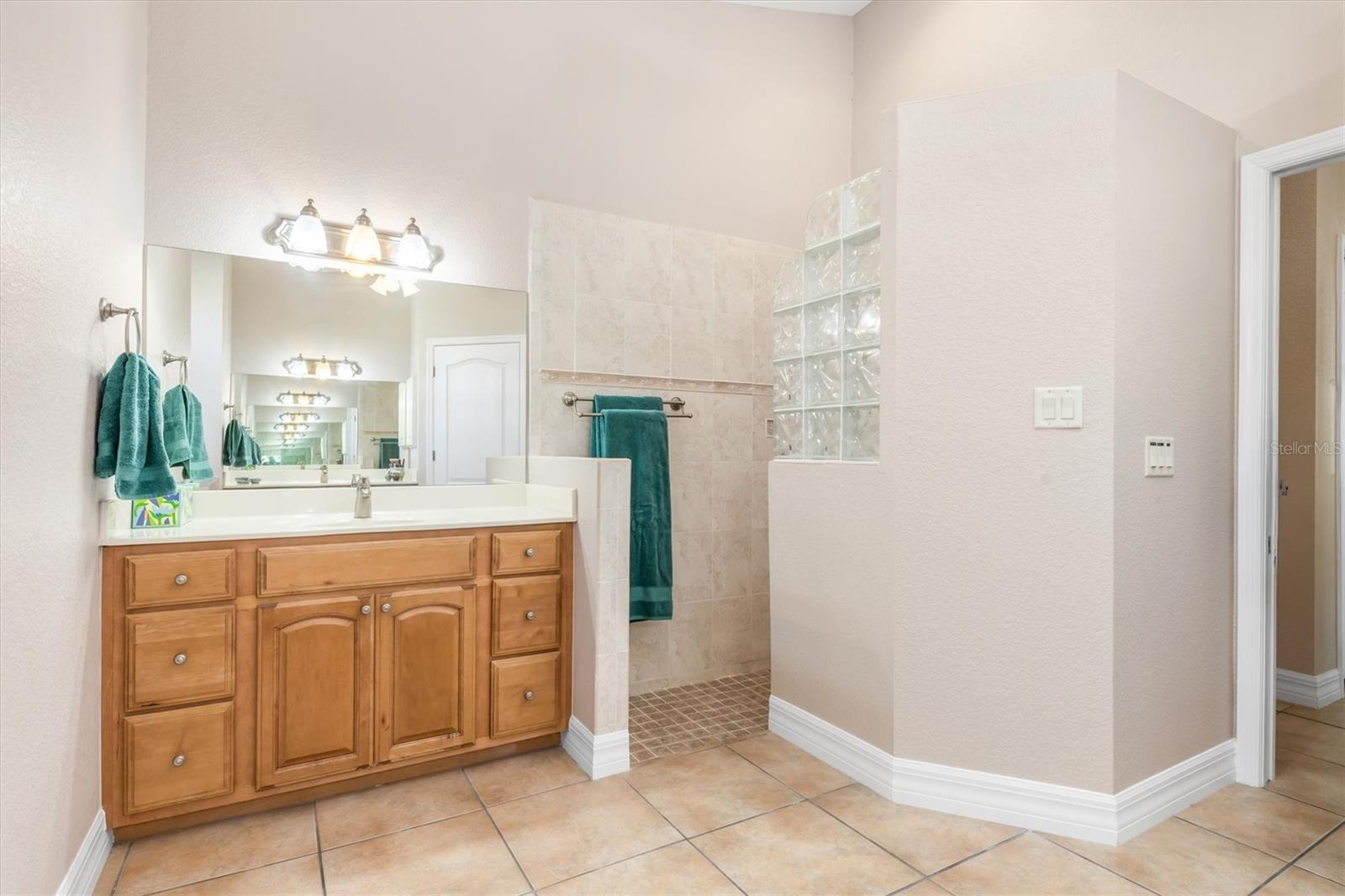 18138 PETOSKEY CIR, PORT CHARLOTTE, FL, 33948