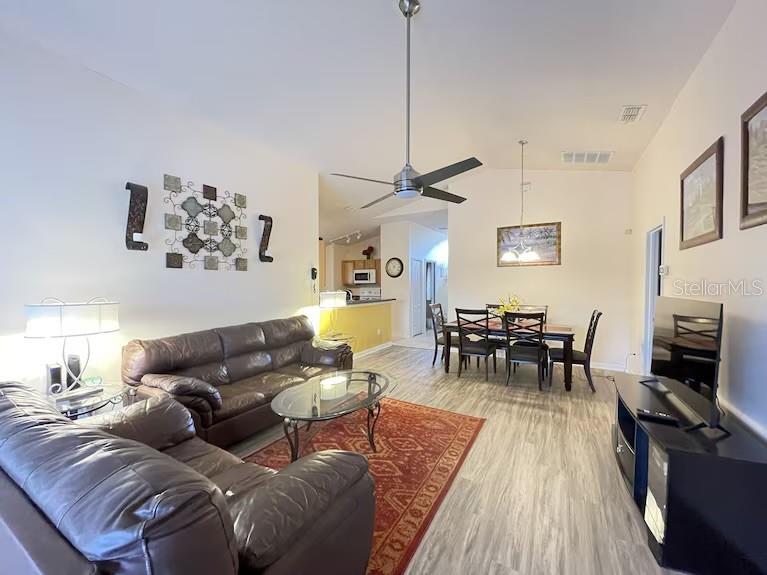 136 STARBIRD CT, DAVENPORT, FL, 33896