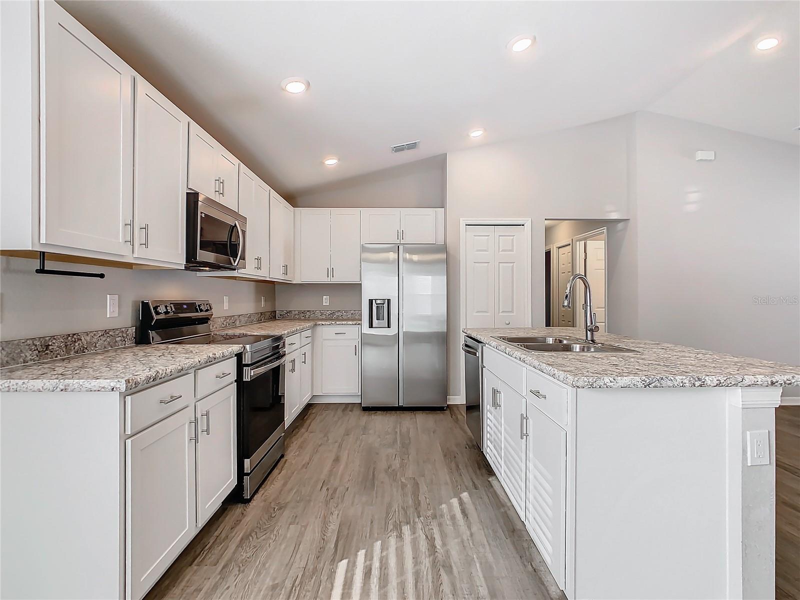 1354 MEZZAVALLE WAY, AUBURNDALE, FL, 33823