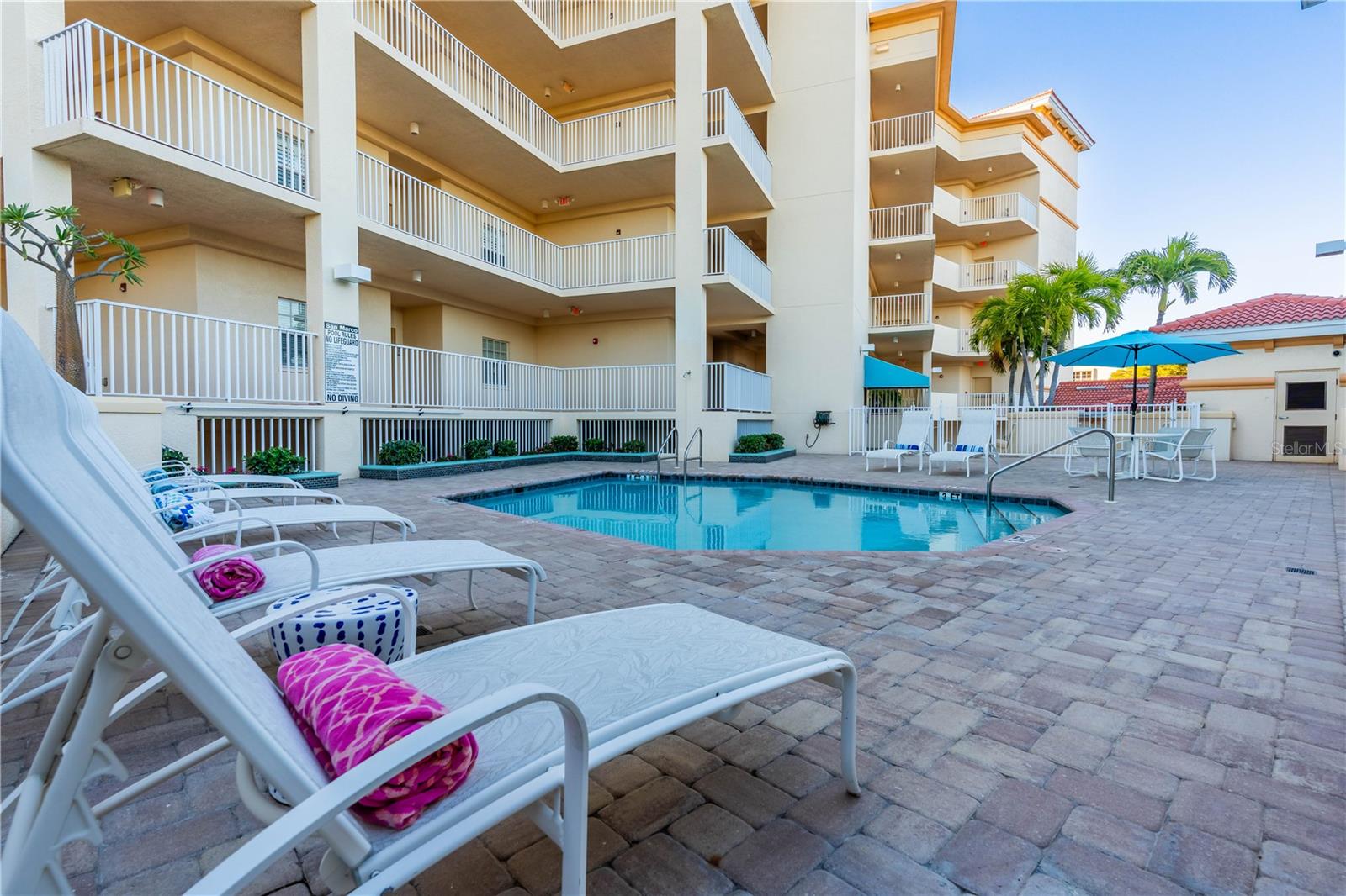 1188 N TAMIAMI TRL #305, SARASOTA, FL, 34236