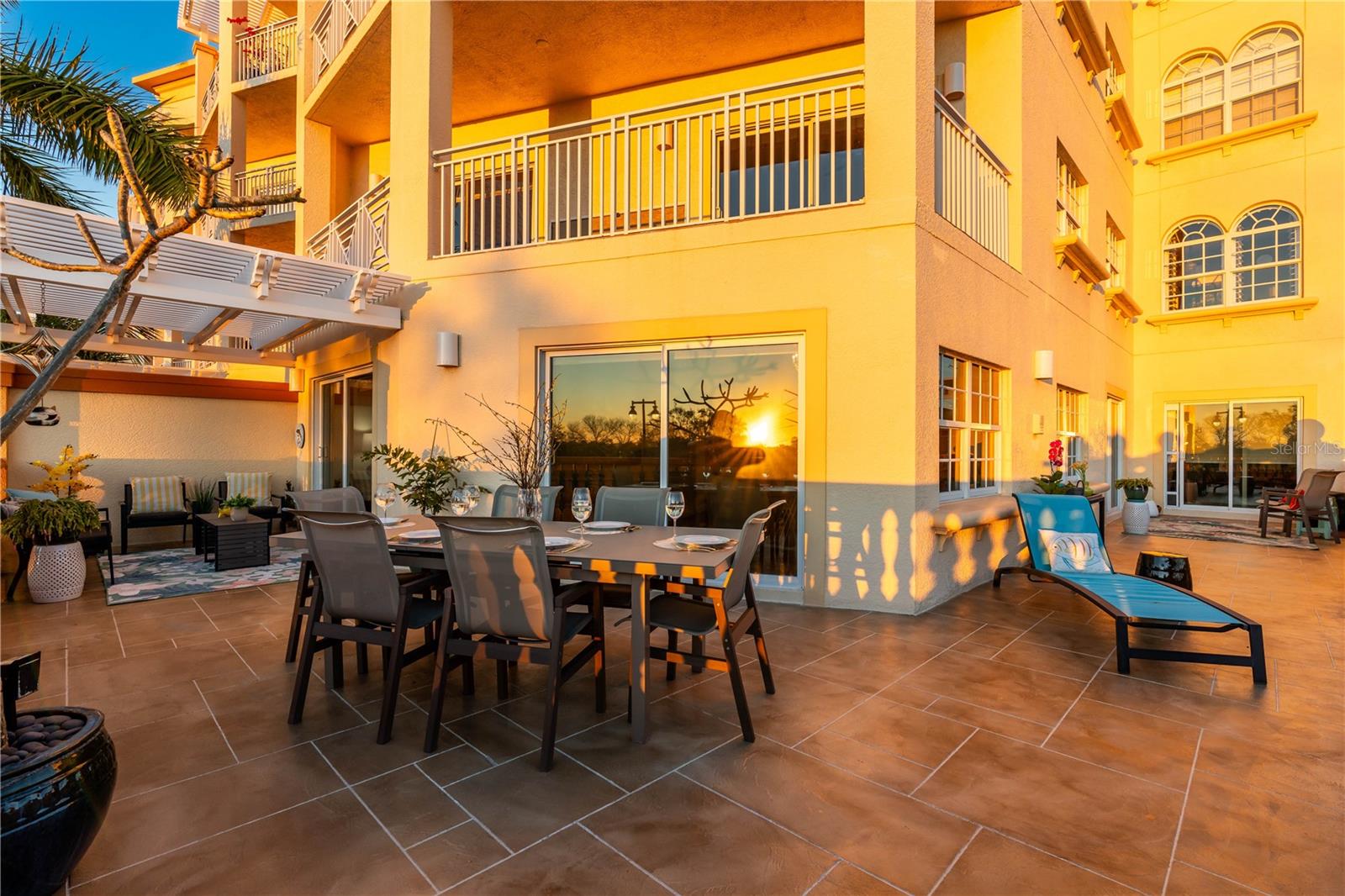 1188 N TAMIAMI TRL #305, SARASOTA, FL, 34236