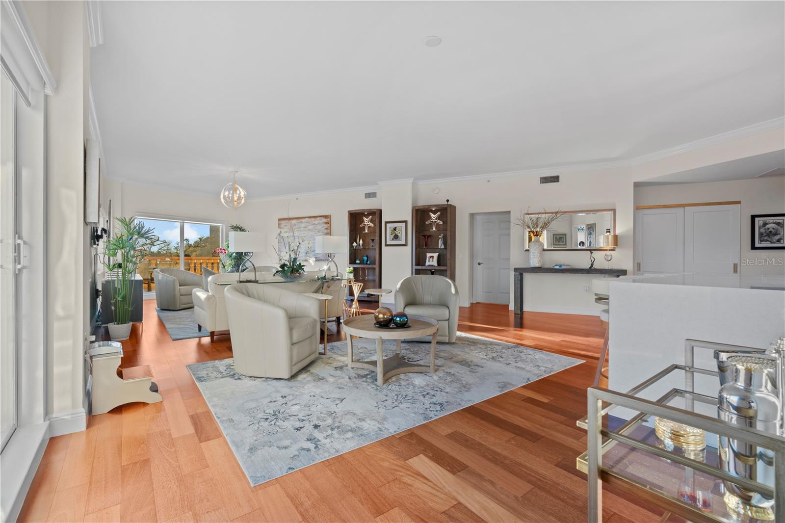 1188 N TAMIAMI TRL #305, SARASOTA, FL, 34236