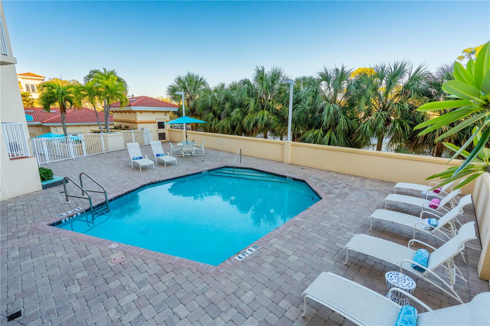 1188 N TAMIAMI TRL #305, SARASOTA, FL, 34236