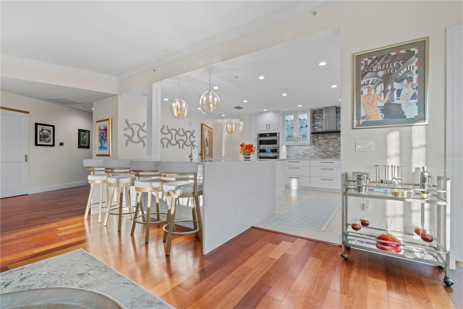 1188 N TAMIAMI TRL #305, SARASOTA, FL, 34236