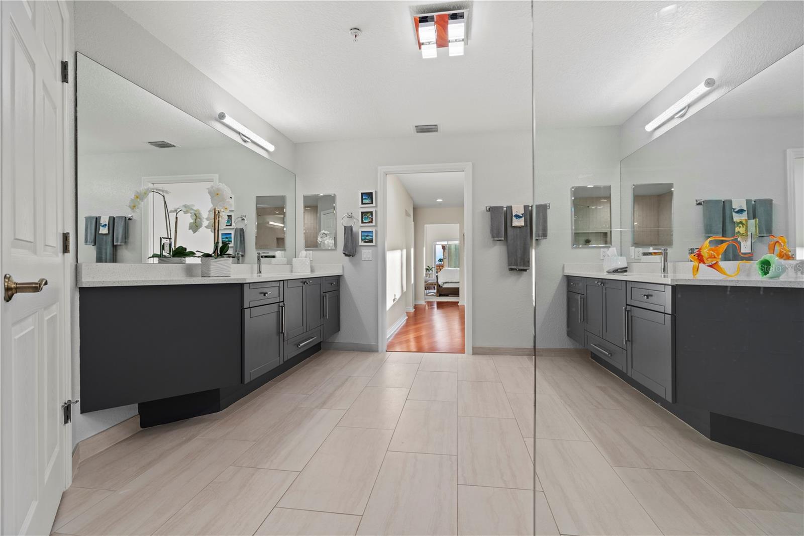 1188 N TAMIAMI TRL #305, SARASOTA, FL, 34236