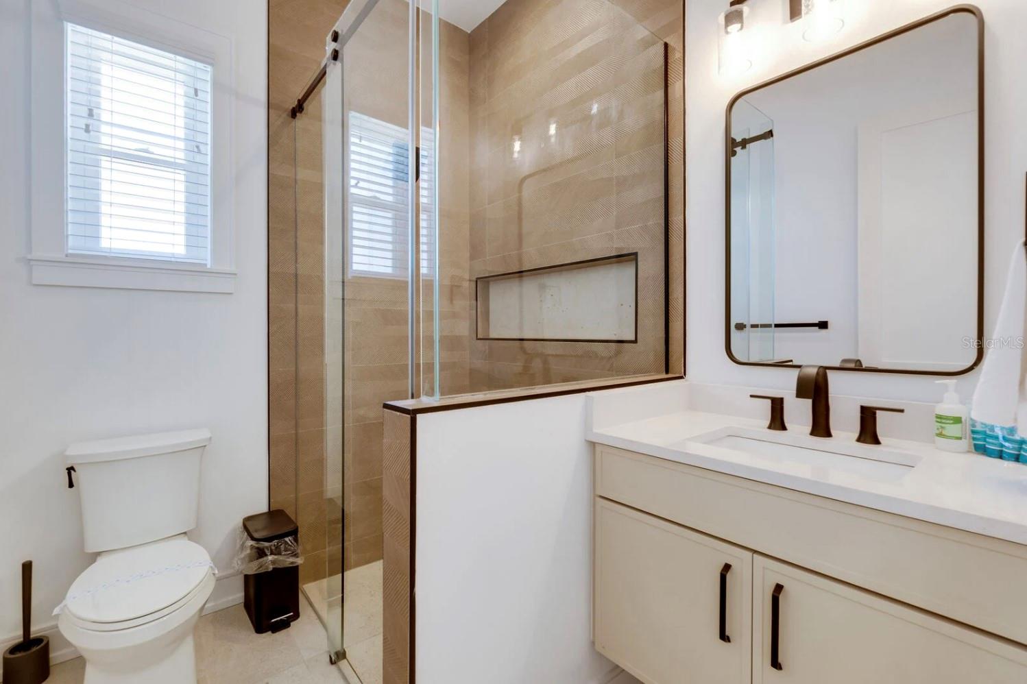 A4633399 Property Photo