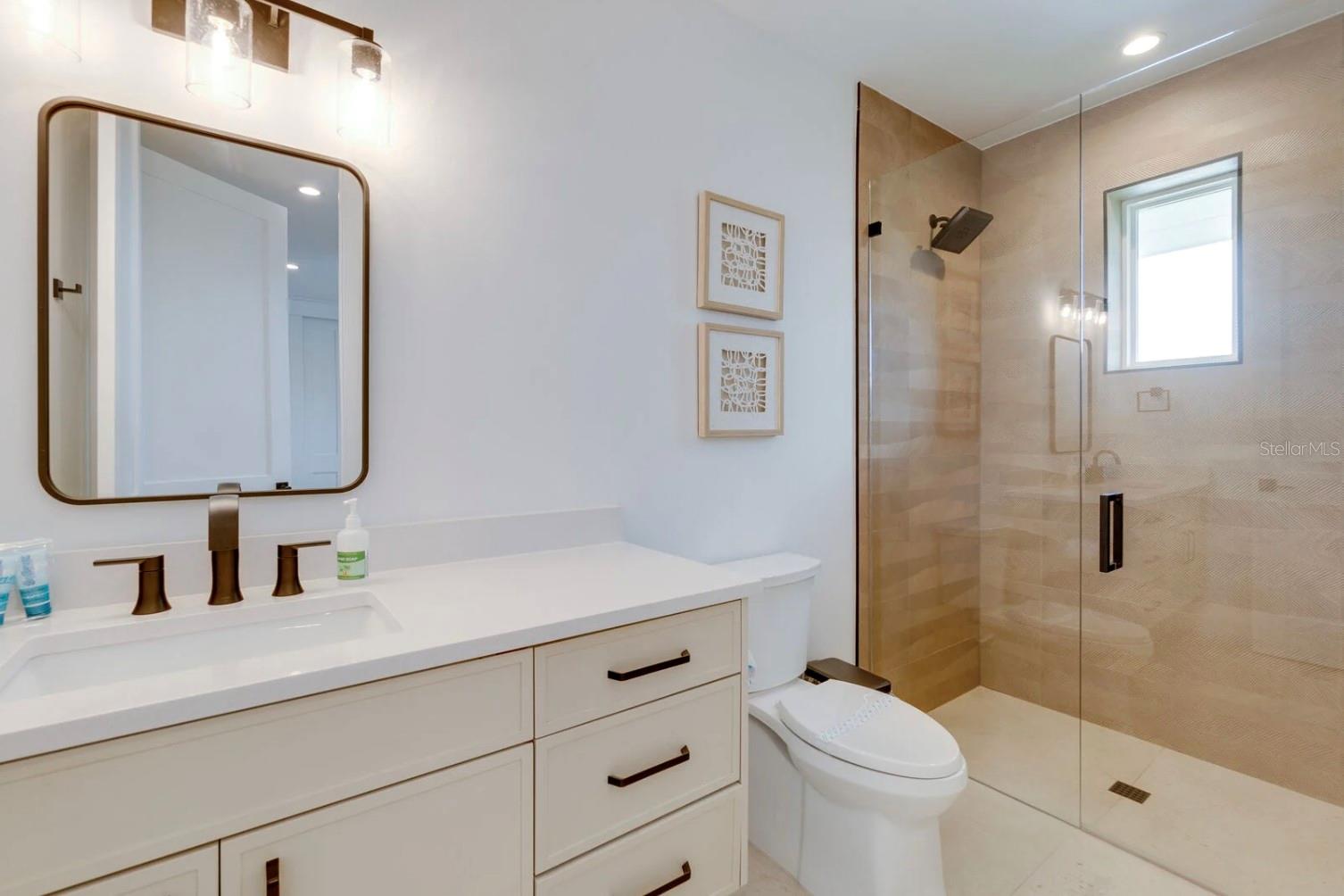 A4633399 Property Photo