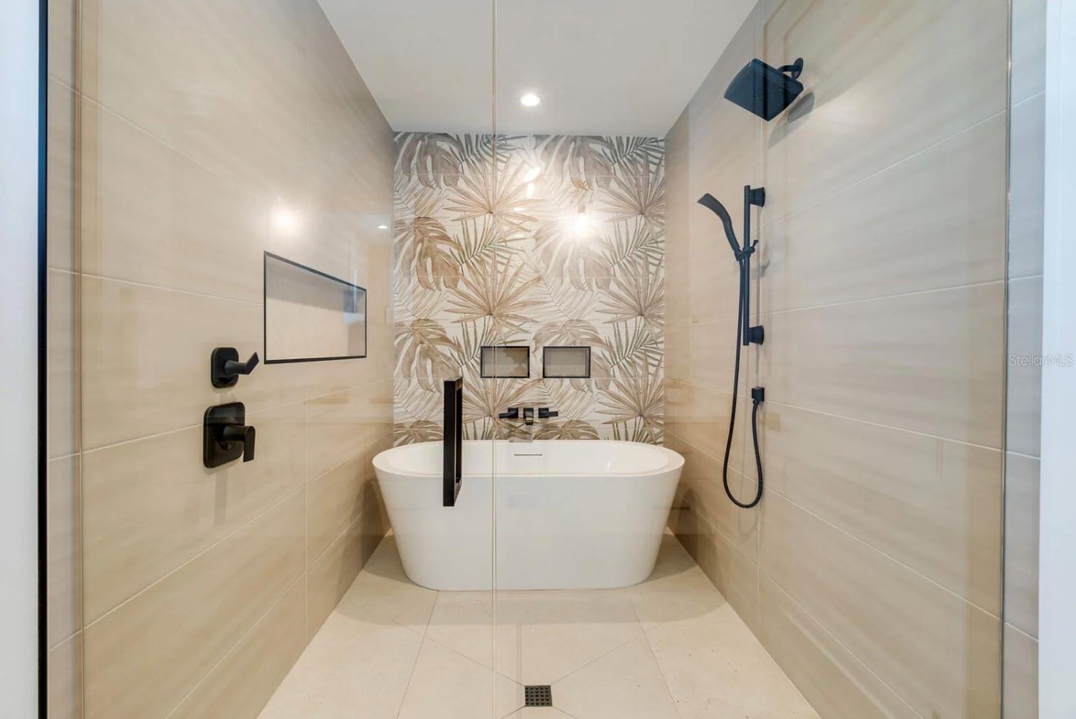 A4633399 Property Photo