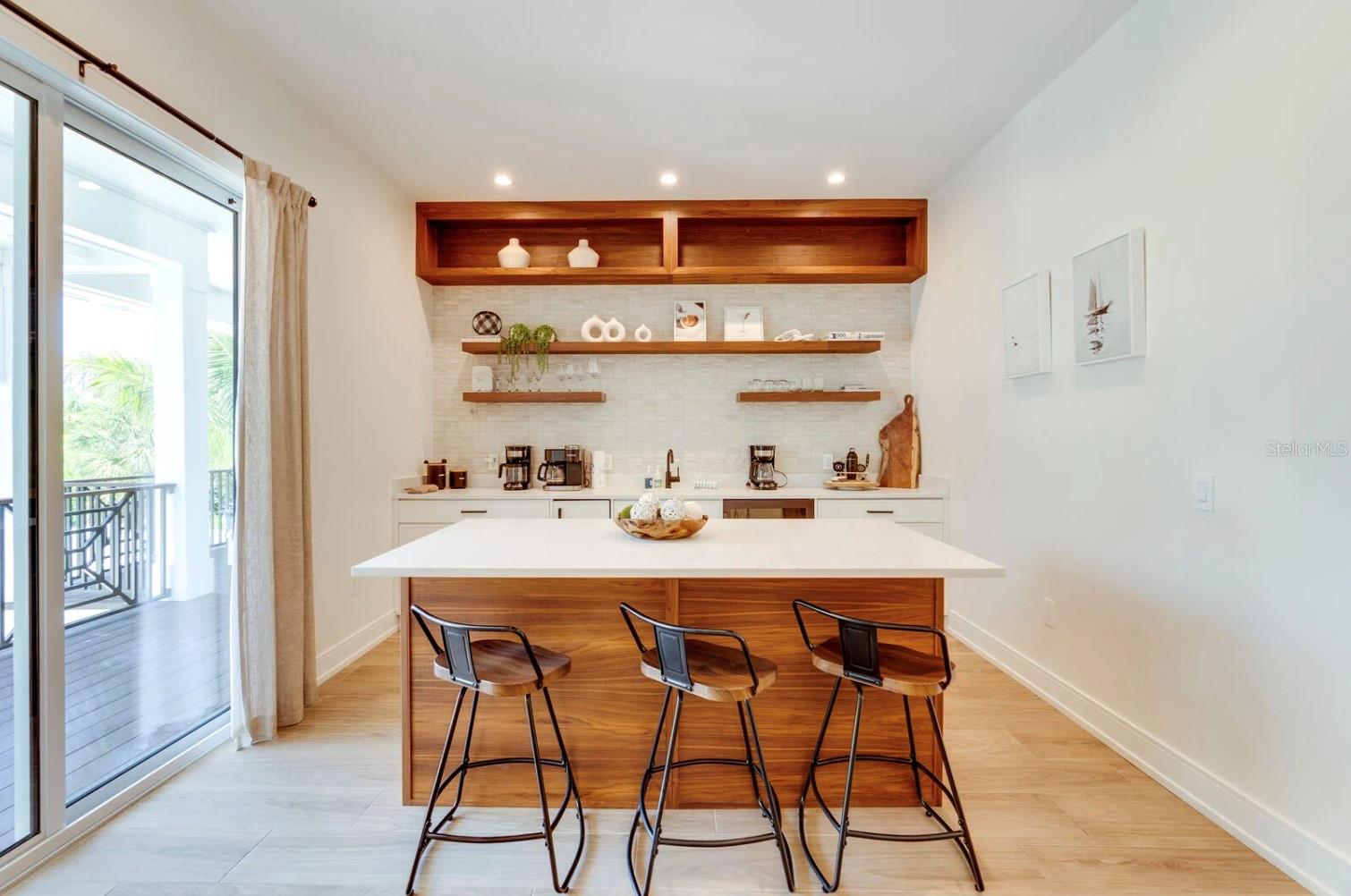 A4633399 Property Photo