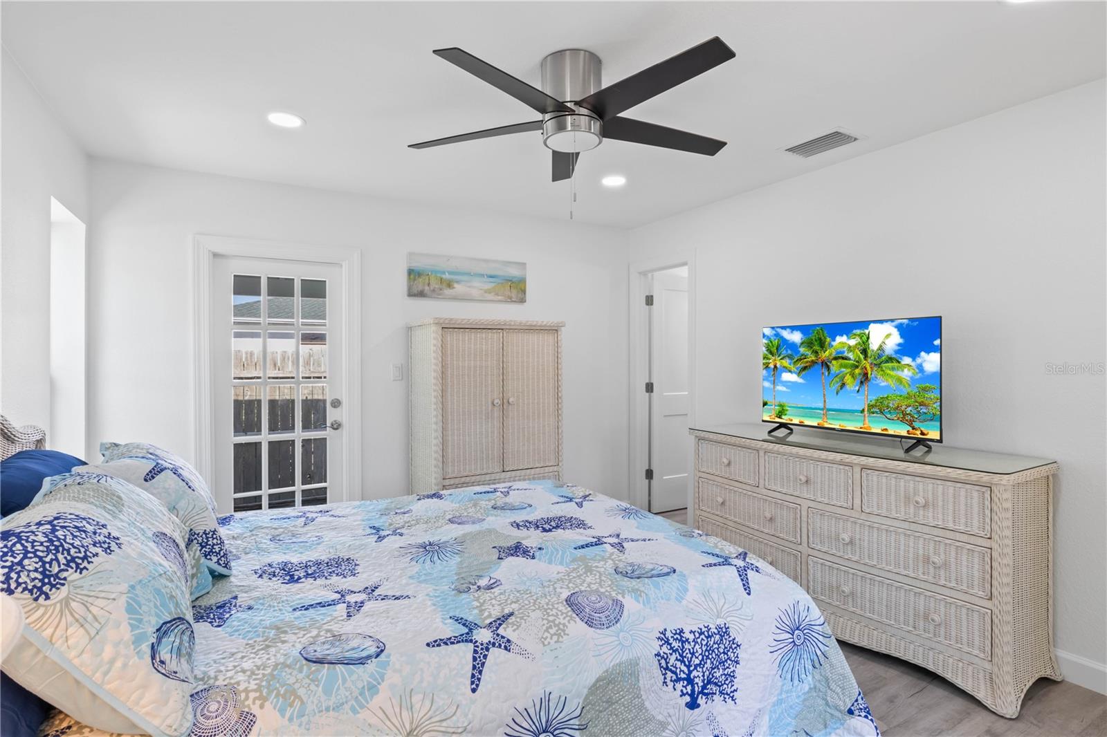 534 PIEDMONT RD, SANIBEL, FL, 33957