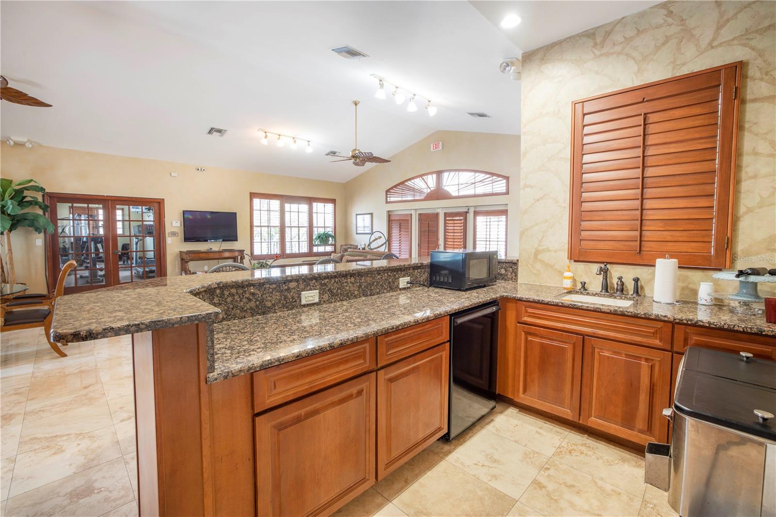 12077 GANDY BLVD N #332, ST PETERSBURG, FL, 33702