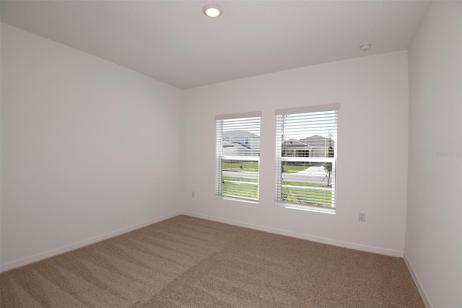 2010 BABBLING BROOK BLVD, AUBURNDALE, FL, 33823