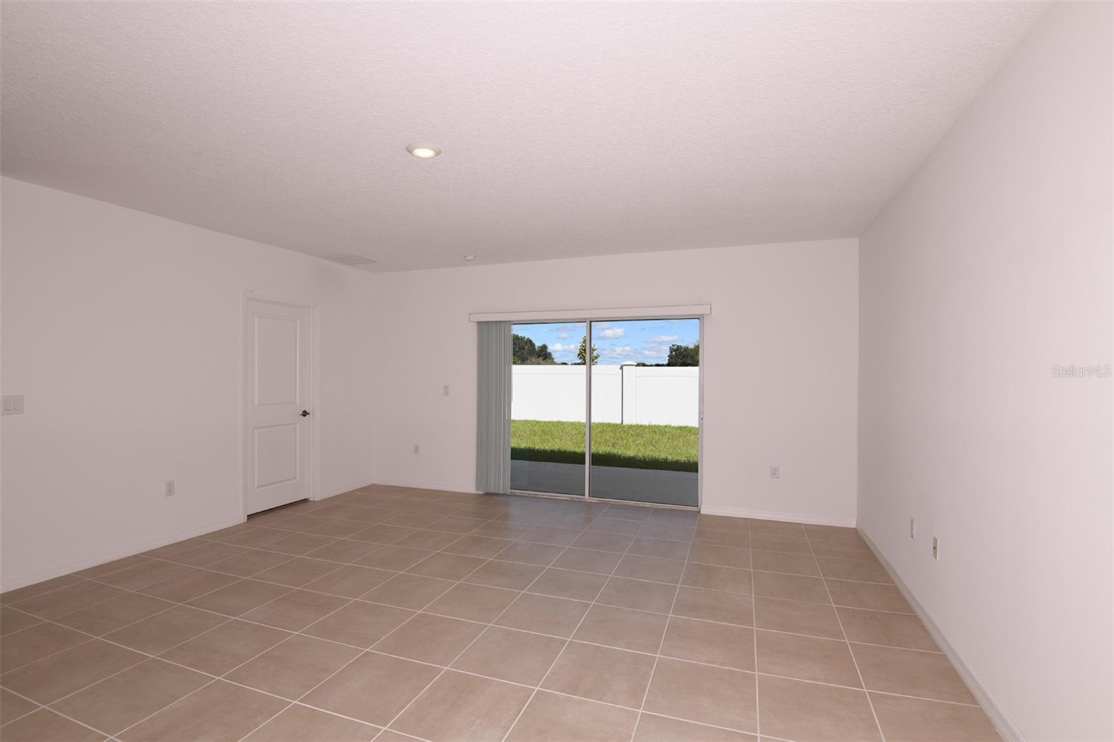 2010 BABBLING BROOK BLVD, AUBURNDALE, FL, 33823