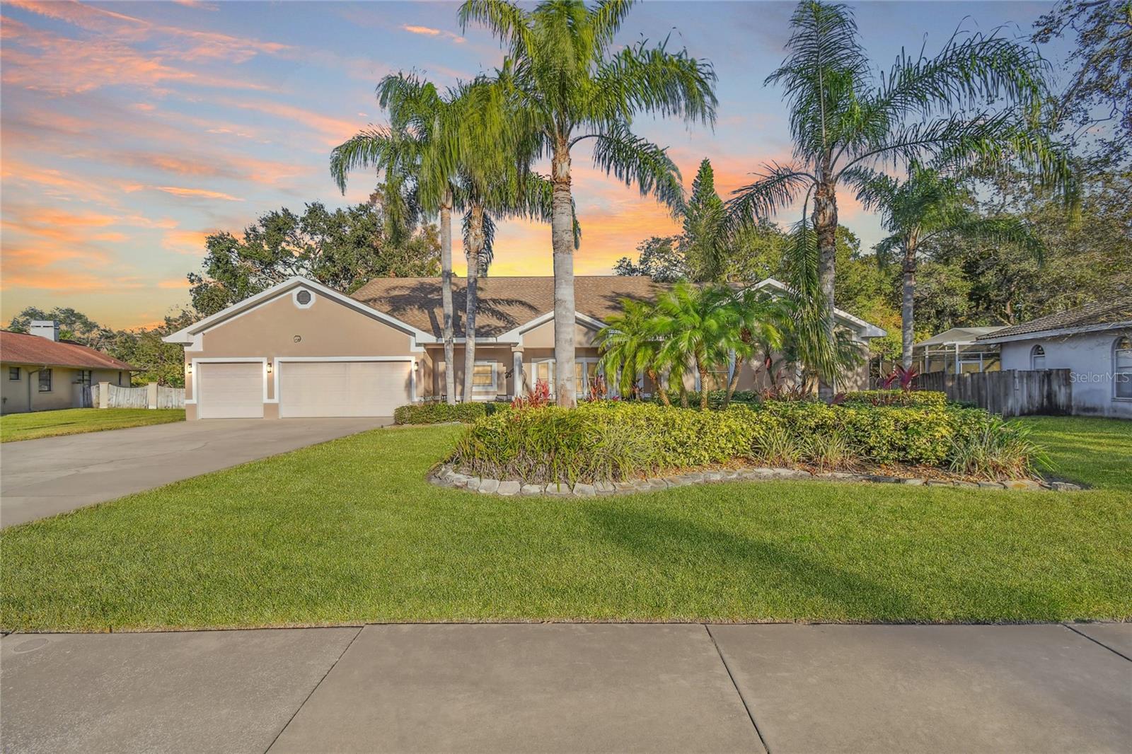 1061 WEATHERSFIELD DR, DUNEDIN, FL, 34698