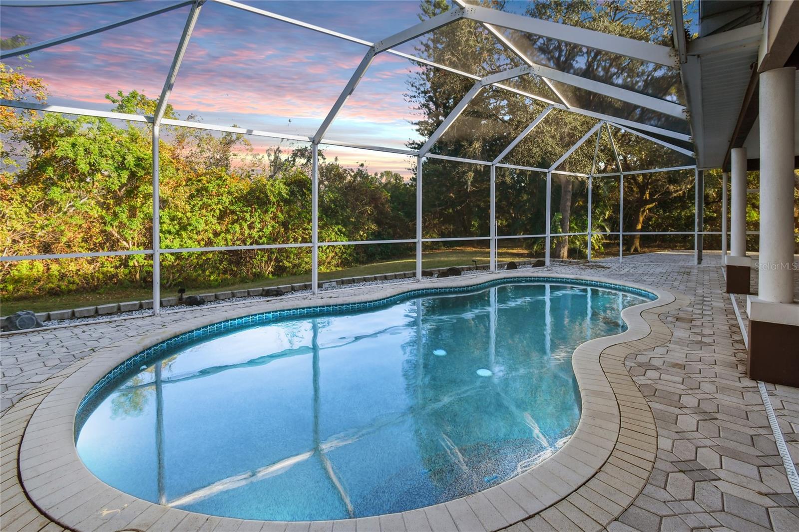 1061 WEATHERSFIELD DR, DUNEDIN, FL, 34698