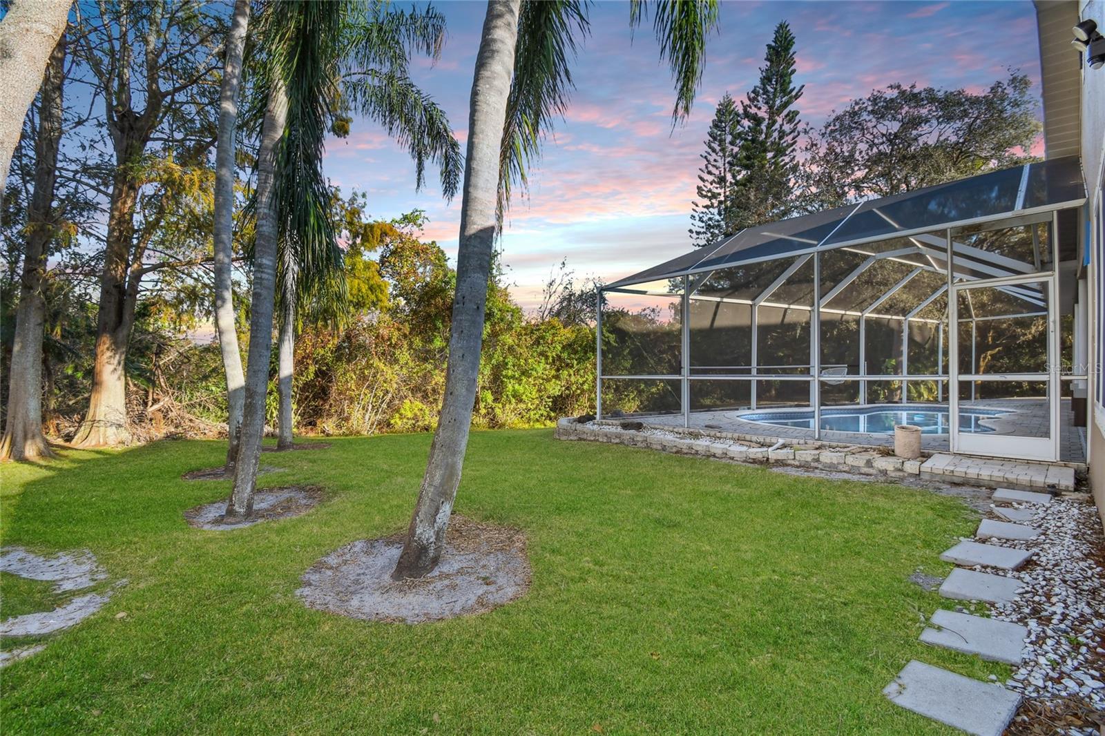 1061 WEATHERSFIELD DR, DUNEDIN, FL, 34698