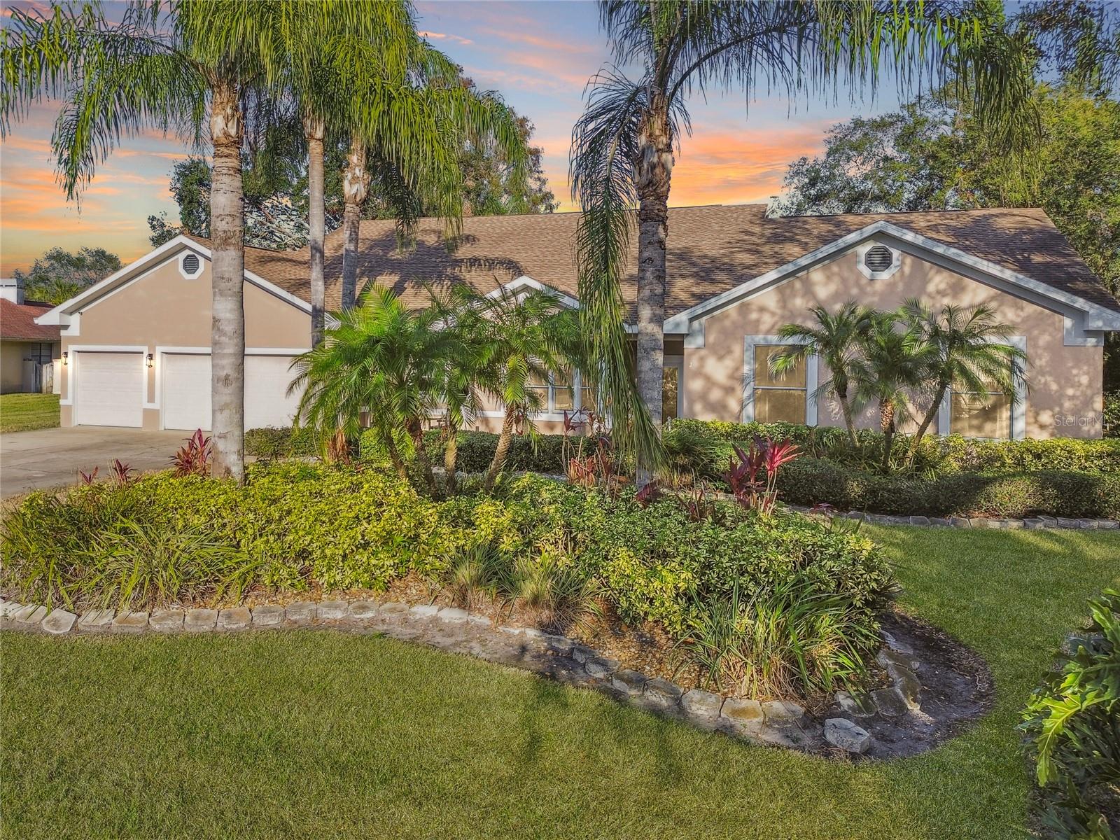 1061 WEATHERSFIELD DR, DUNEDIN, FL, 34698
