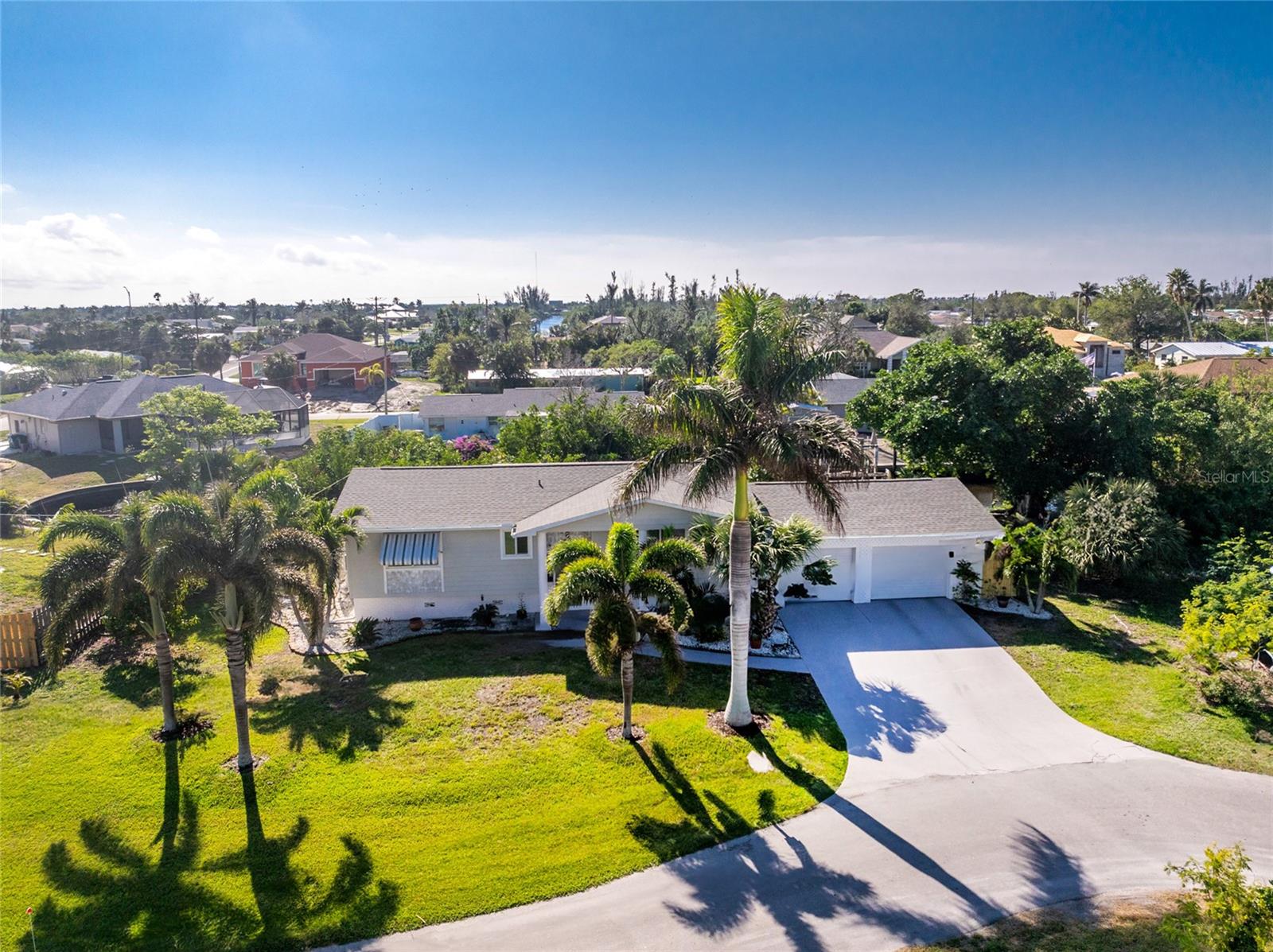 621 STURGEON PL, PUNTA GORDA, FL, 33950