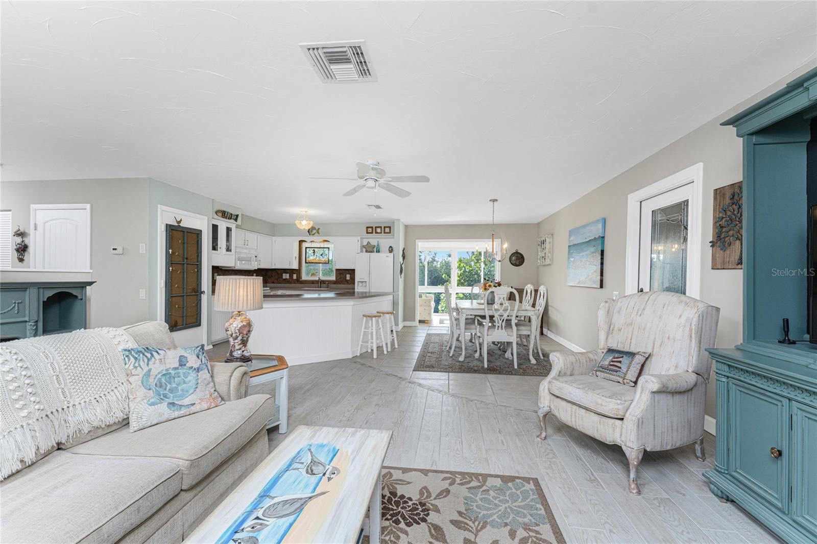 621 STURGEON PL, PUNTA GORDA, FL, 33950
