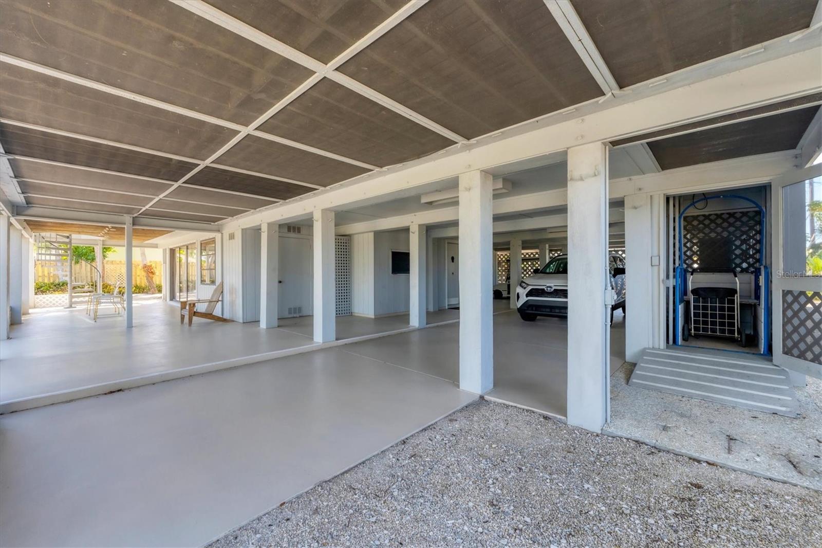 180 DAMFICARE ST, BOCA GRANDE, FL, 33921