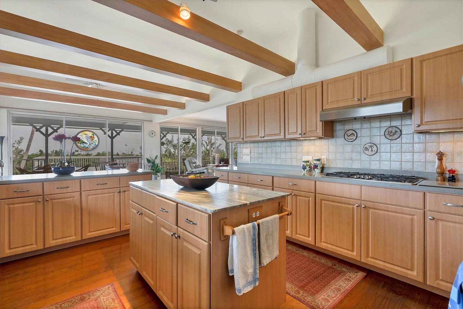 180 DAMFICARE ST, BOCA GRANDE, FL, 33921