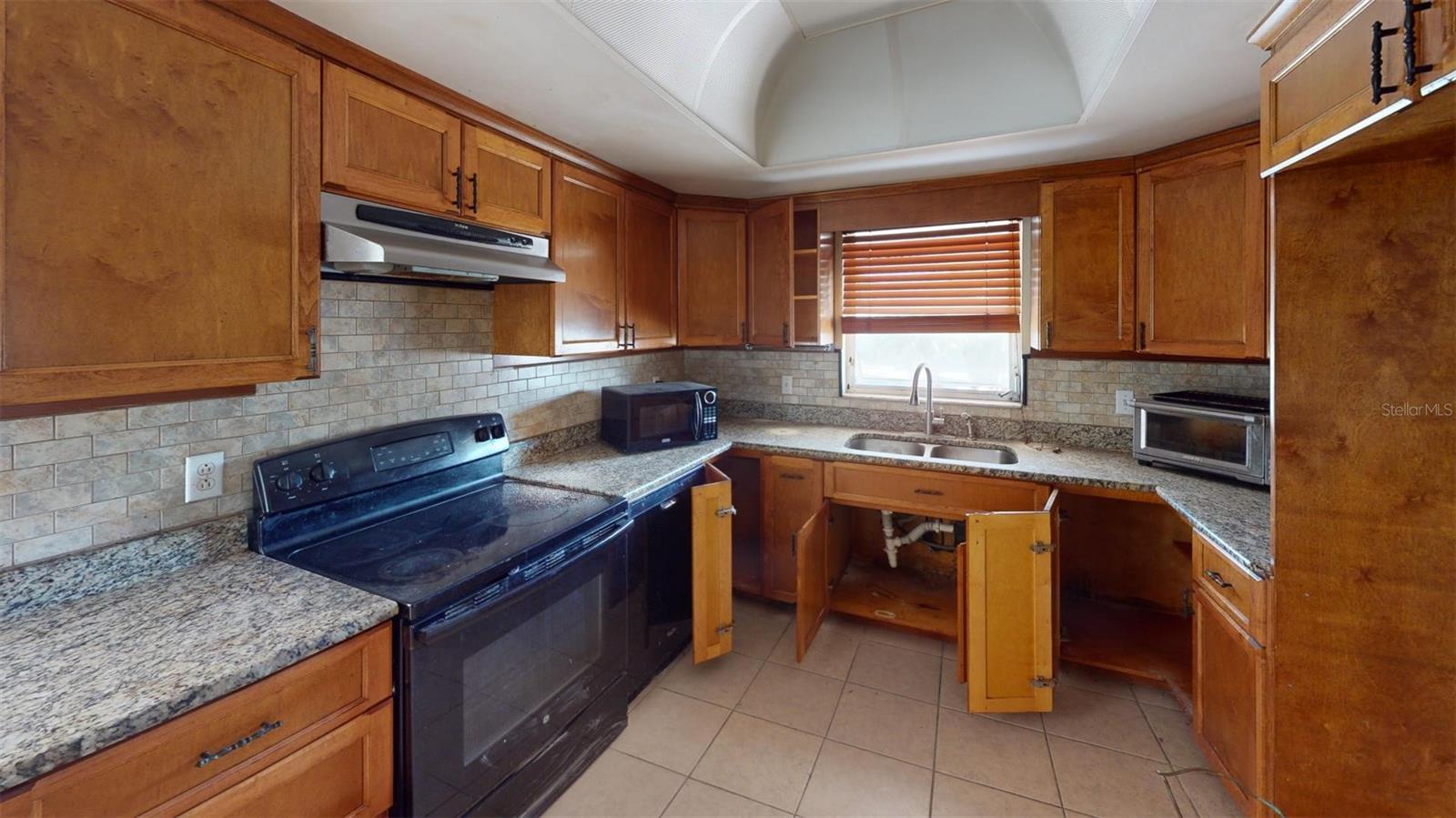 16201 GULF BLVD, REDINGTON BEACH, FL, 33708