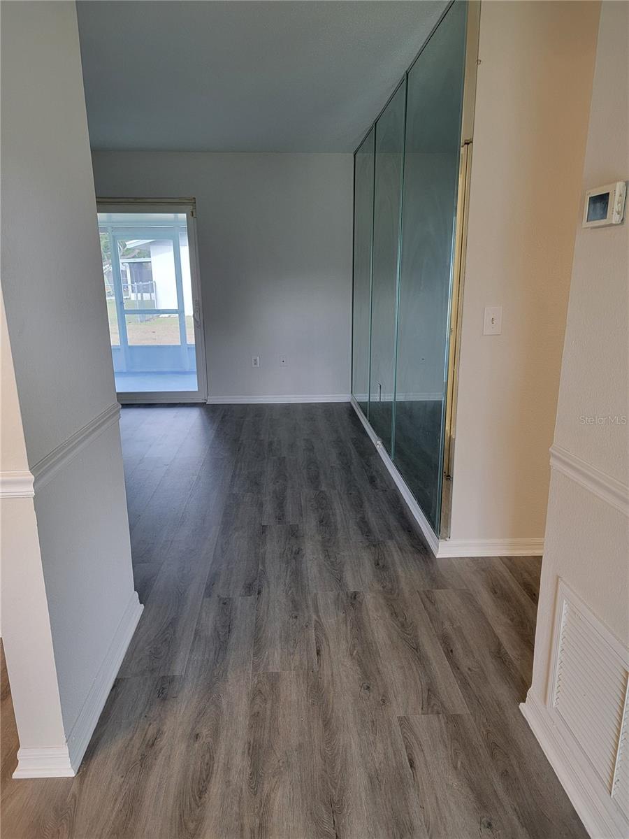 525 E ROBERTS ST, ORANGE CITY, FL, 32763