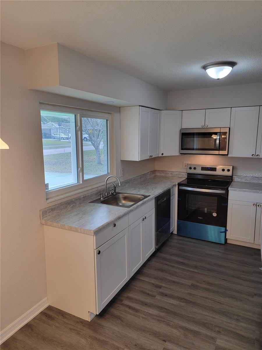 525 E ROBERTS ST, ORANGE CITY, FL, 32763