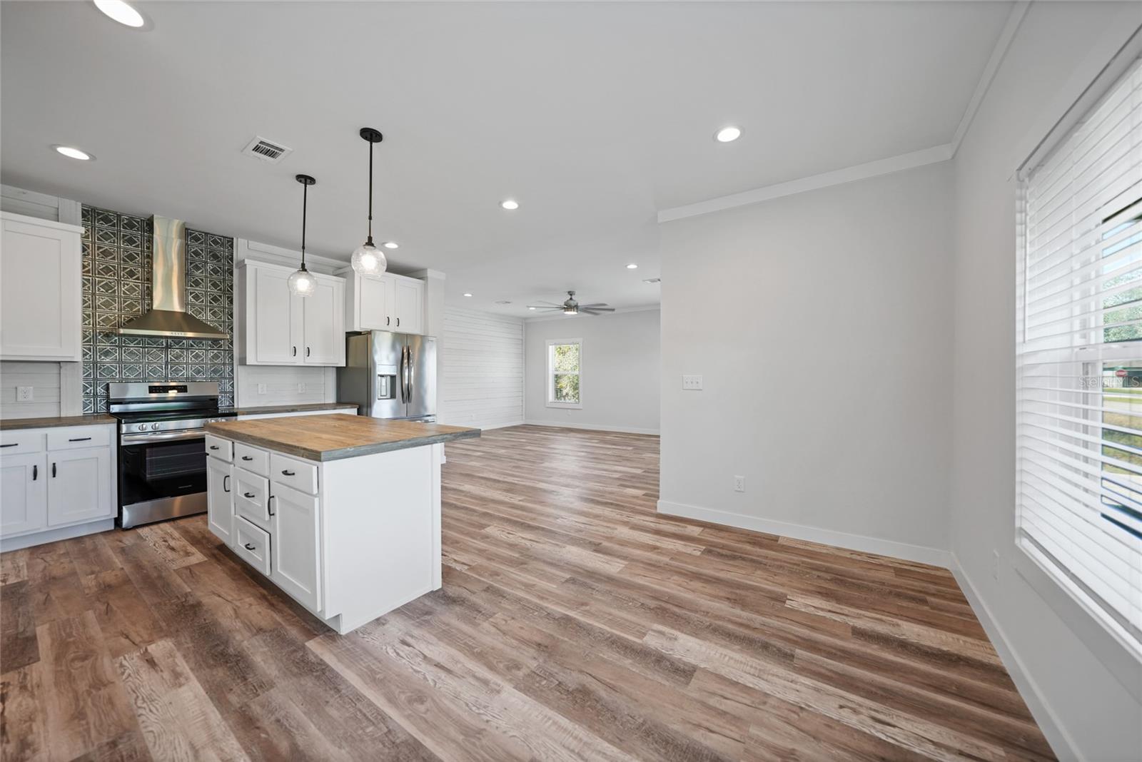 19169 MASON AVE, PORT CHARLOTTE, FL, 33954