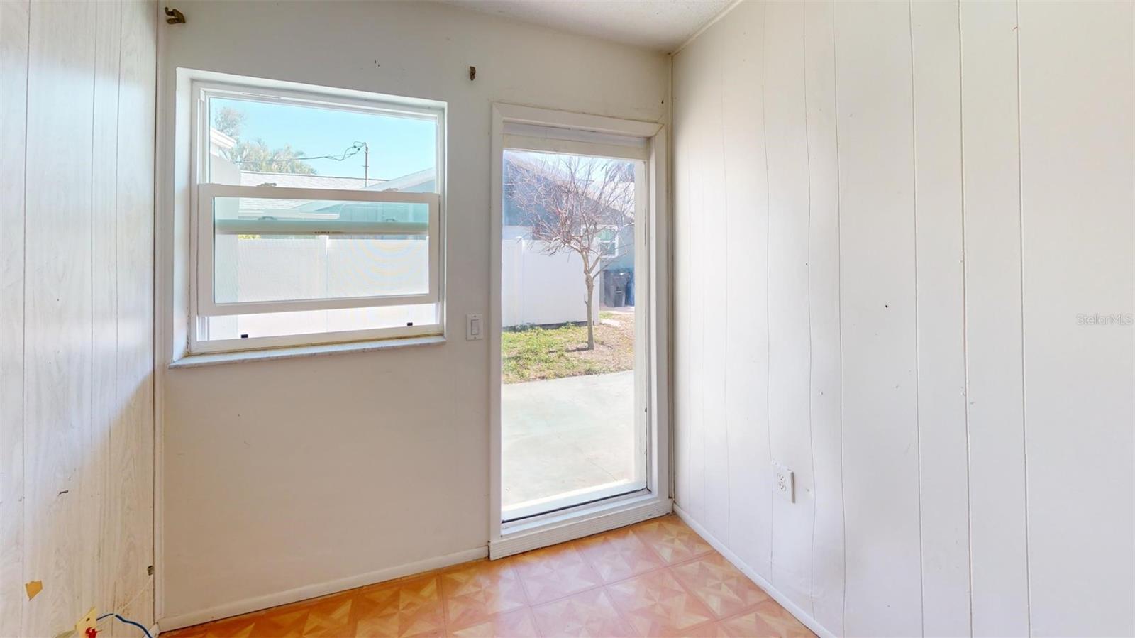 1401 GULF BLVD, BELLEAIR BEACH, FL, 33786