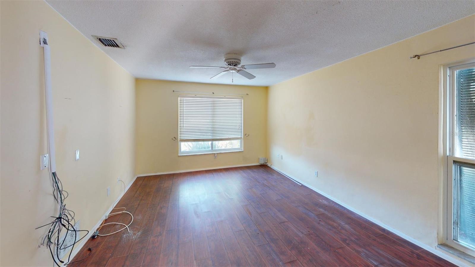 1401 GULF BLVD, BELLEAIR BEACH, FL, 33786