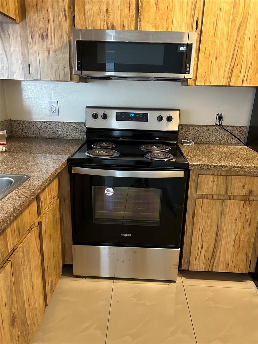 5226 VIA HACIENDA CIR #A215, ORLANDO, FL, 32839