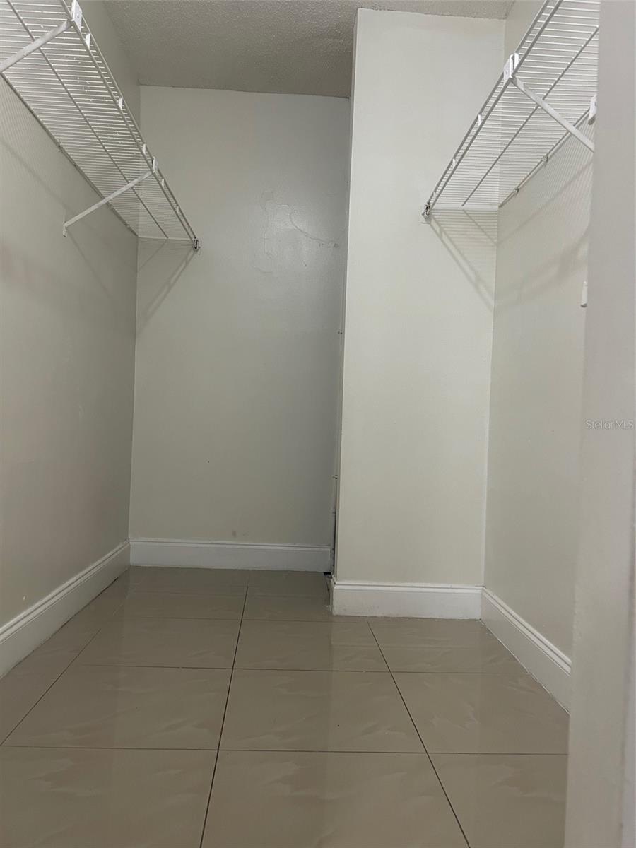 5226 VIA HACIENDA CIR #A215, ORLANDO, FL, 32839