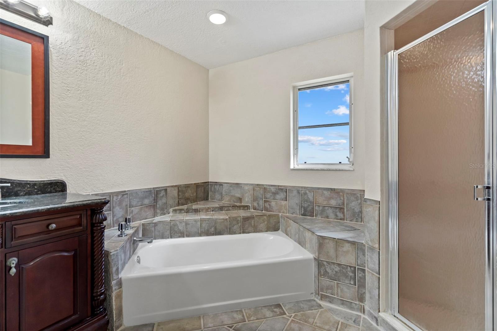 15554 MCCOMB CIR, PORT CHARLOTTE, FL, 33981