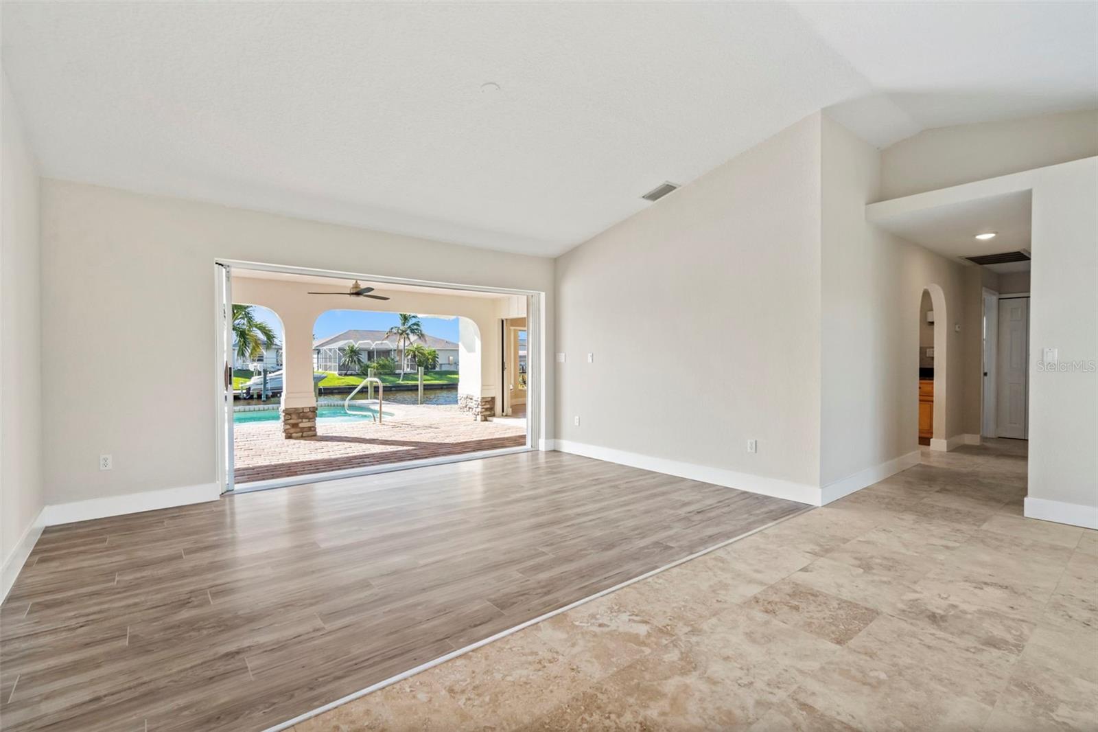 15554 MCCOMB CIR, PORT CHARLOTTE, FL, 33981