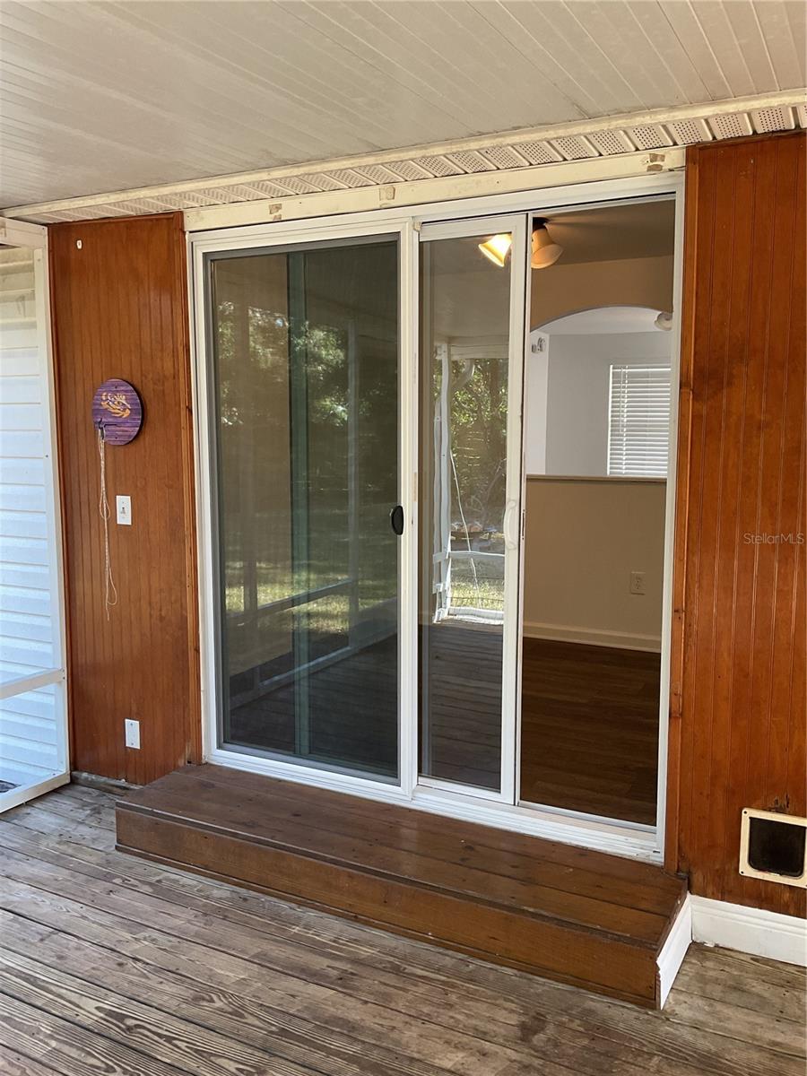 16118 HANNA RD, LUTZ, FL, 33549