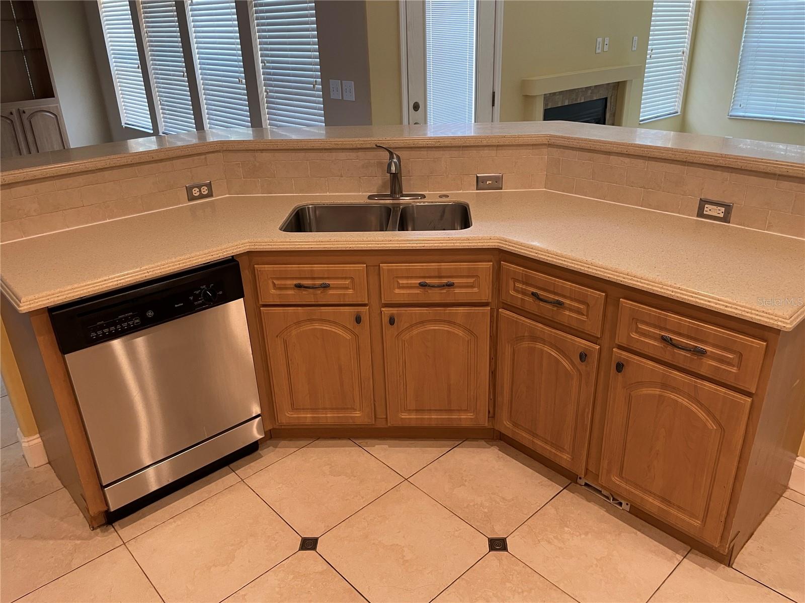 5209 PATRICIA DR, ORLANDO, FL, 32819