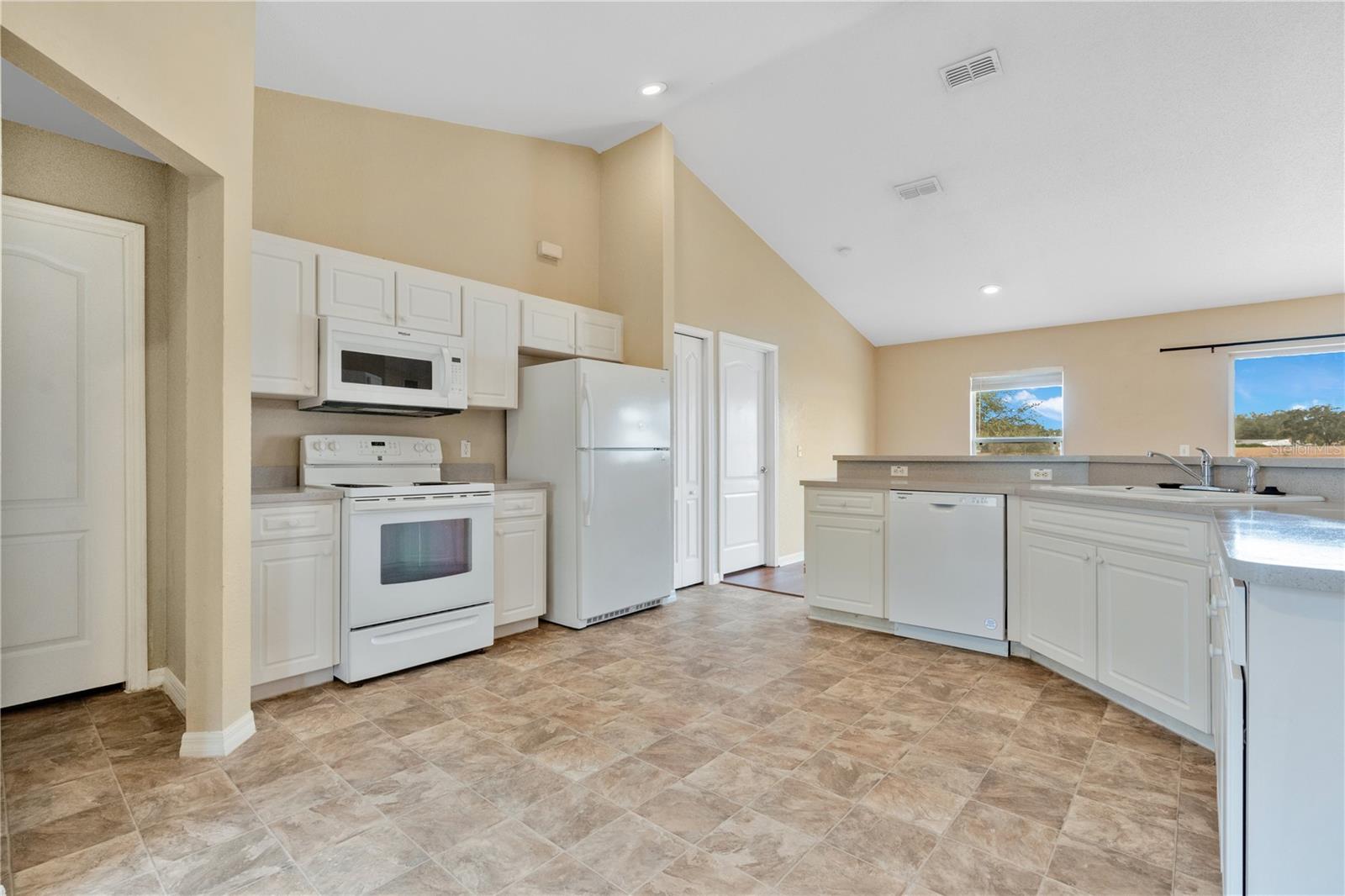 3701 W WHEELER RD, LAKELAND, FL, 33810