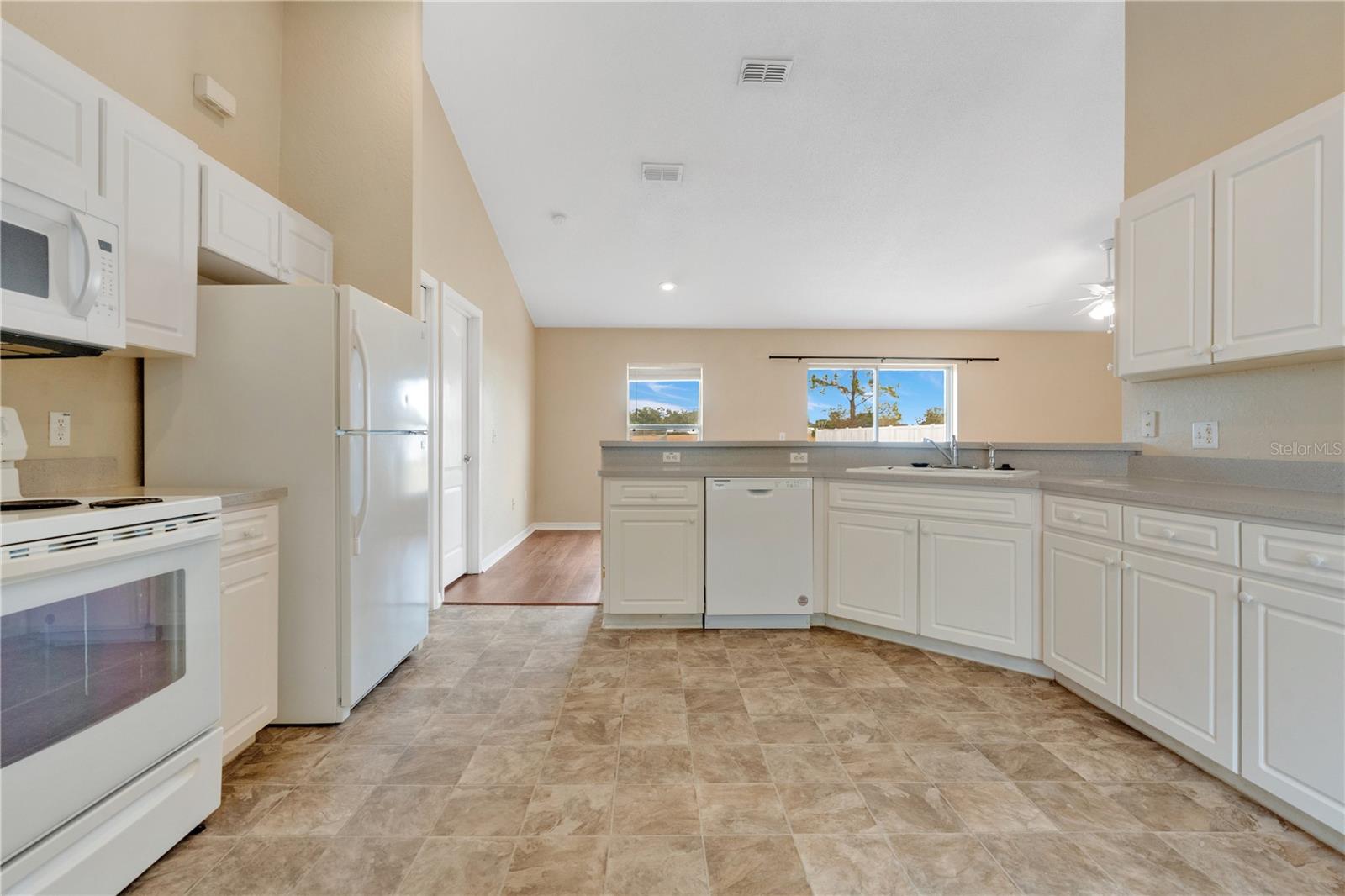 3701 W WHEELER RD, LAKELAND, FL, 33810