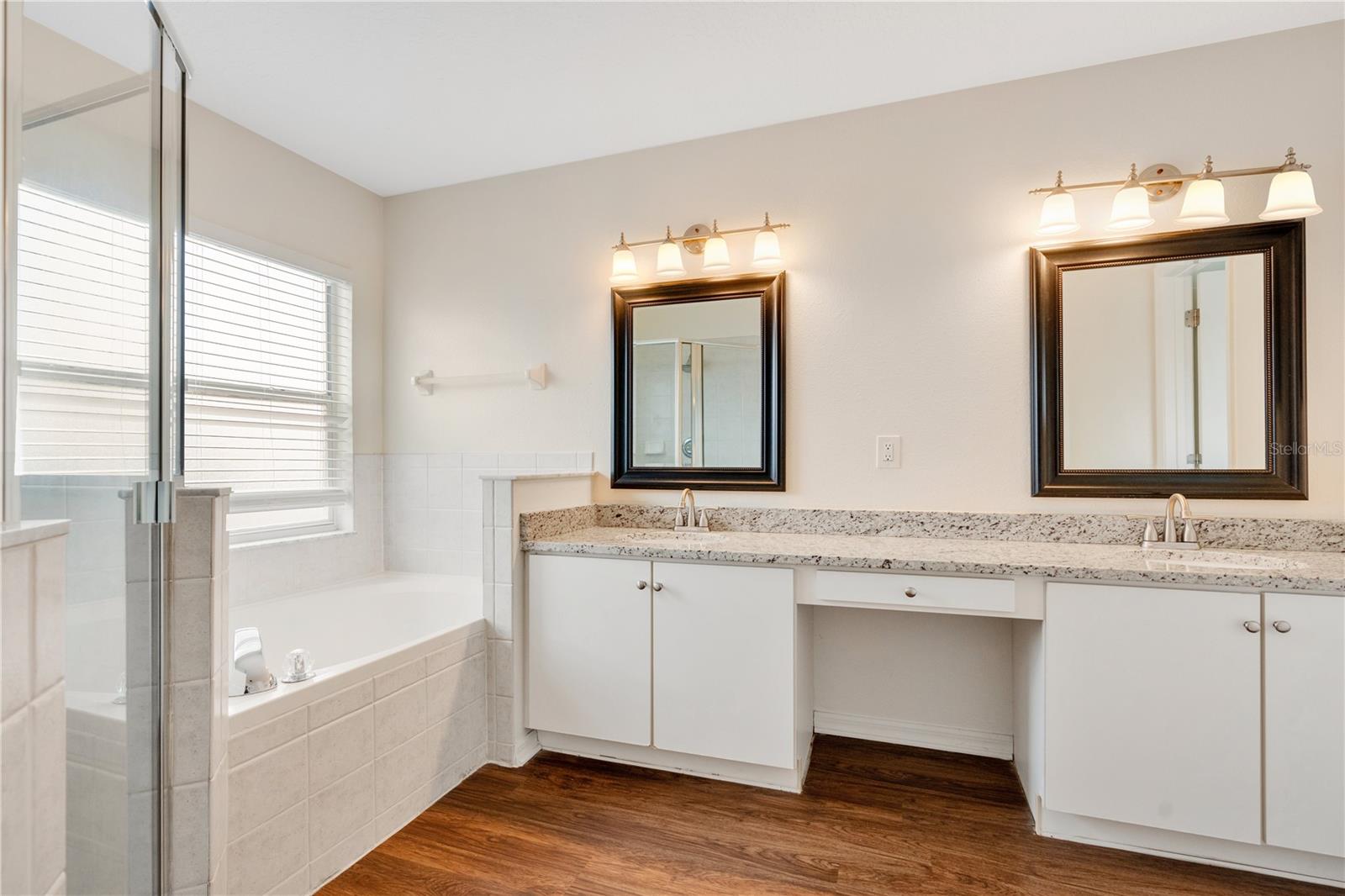 2558 SIENA WAY, VALRICO, FL, 33596
