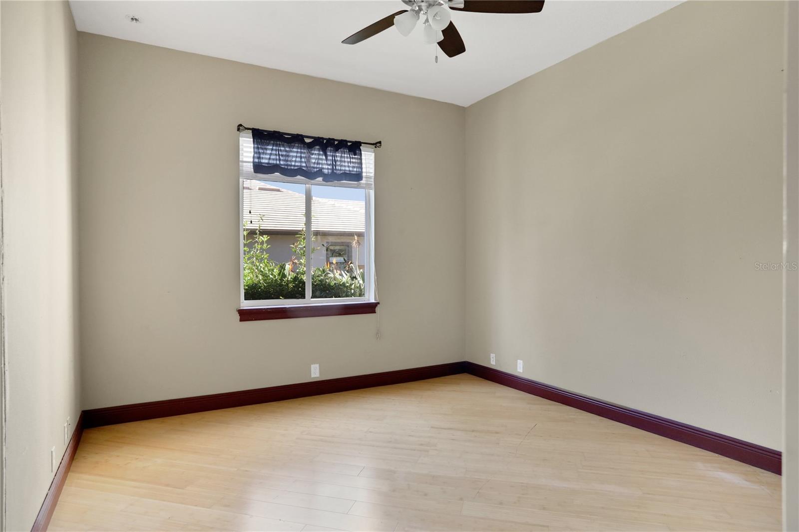25546 HIGH HAMPTON CIR, SORRENTO, FL, 32776