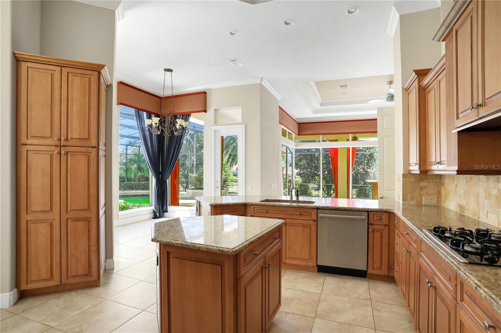 25546 HIGH HAMPTON CIR, SORRENTO, FL, 32776