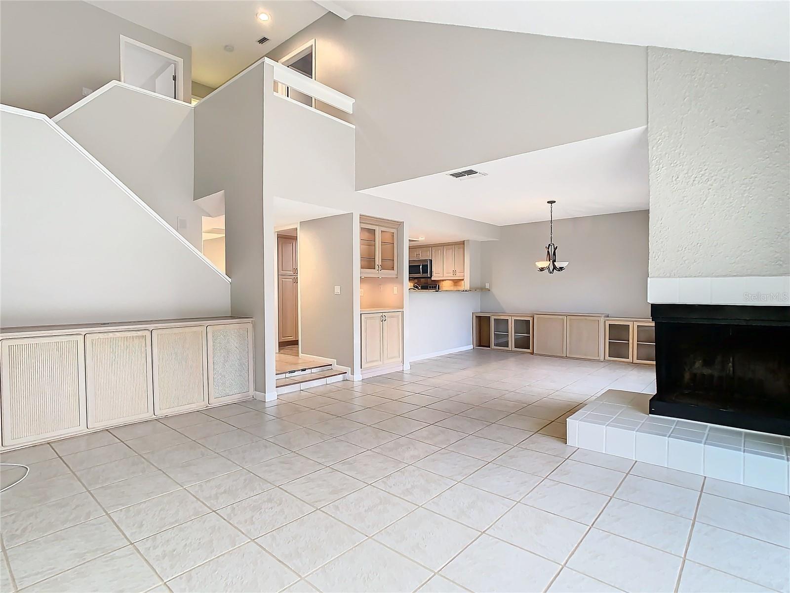 3076 BRAELOCH CIR E #5, CLEARWATER, FL, 33761