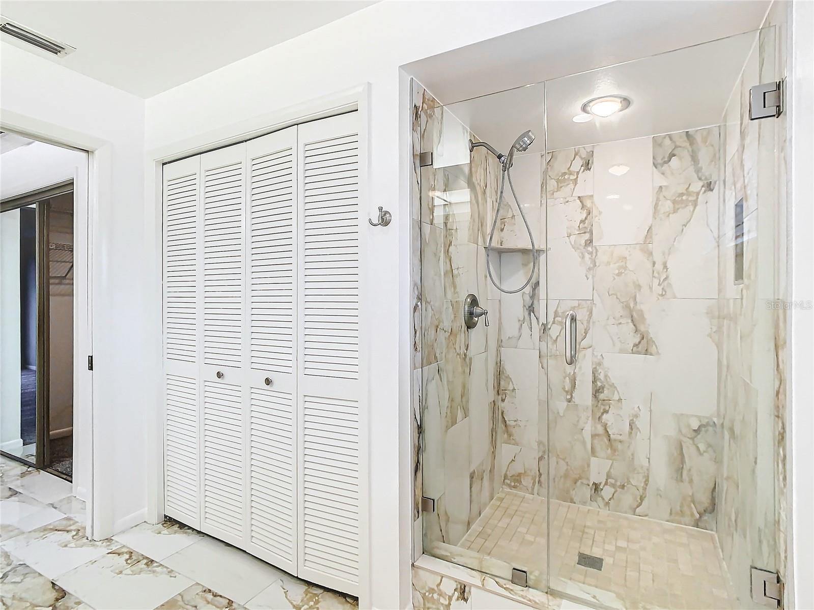 3076 BRAELOCH CIR E #5, CLEARWATER, FL, 33761