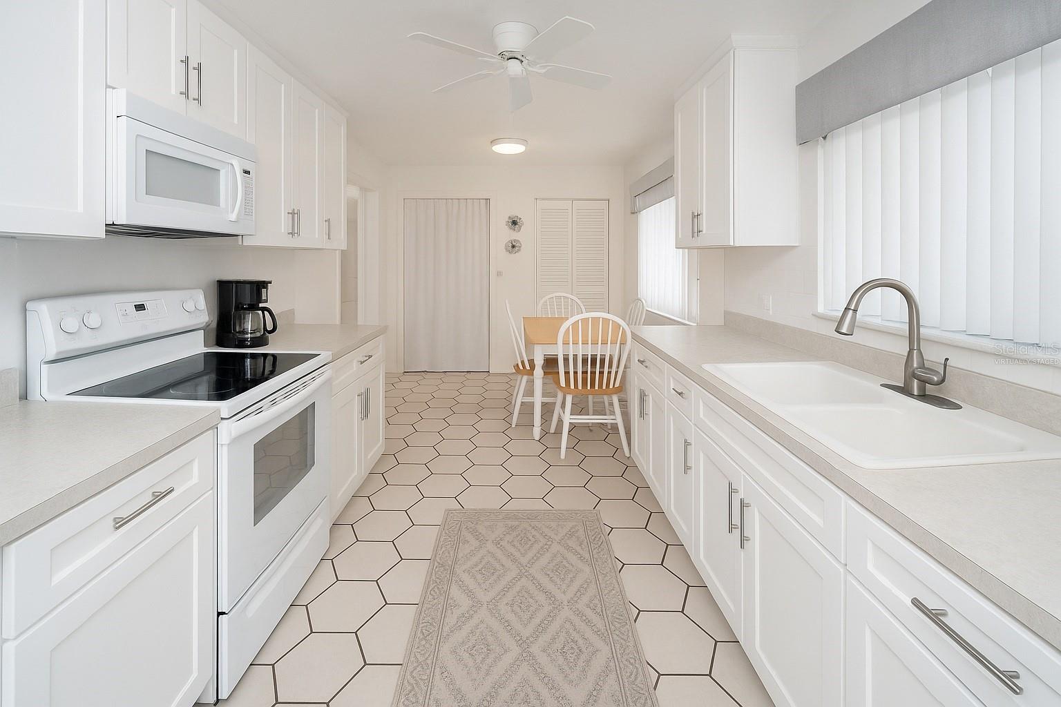9327 WHITSTONE CT, NEW PORT RICHEY, FL, 34655