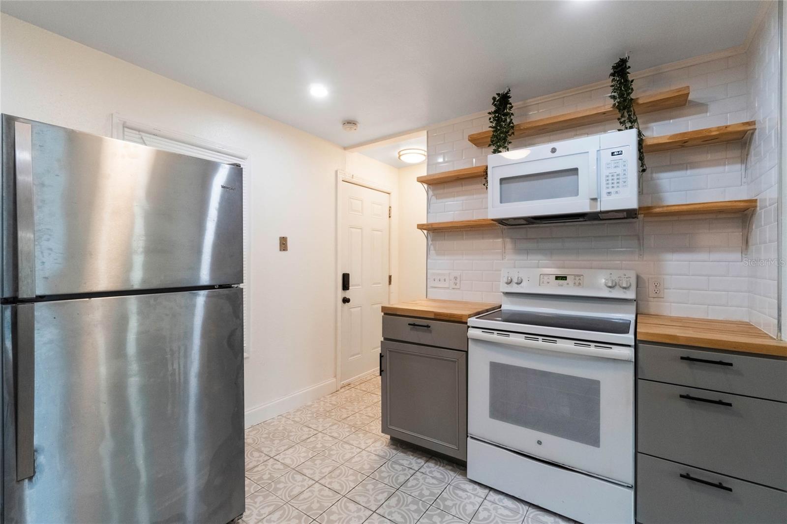 823 JERSEY AVE, SAINT CLOUD, FL, 34769